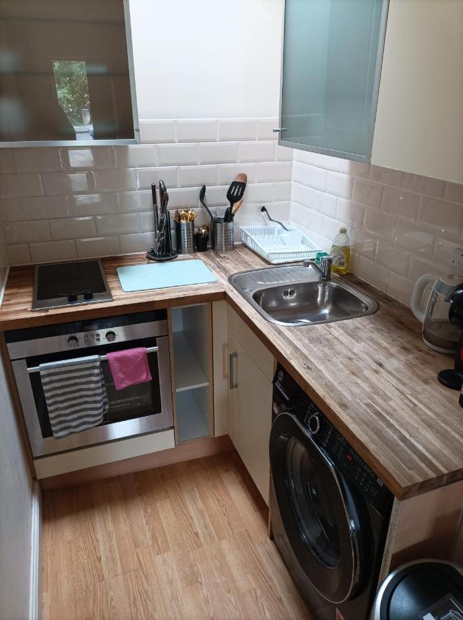 Self-Contained Private Apartment Unit 1 London Exterior photo